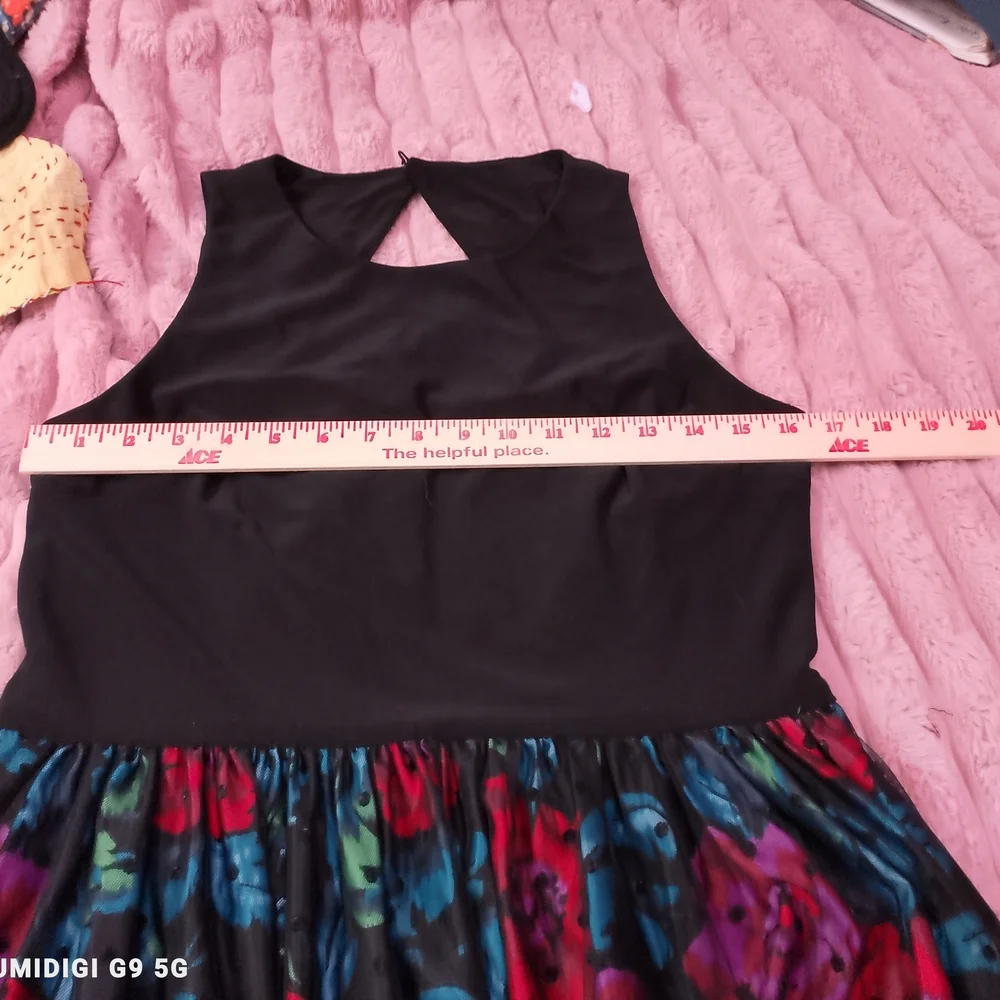 Eliza J Black and Floral Dress - Picture 7 of 9